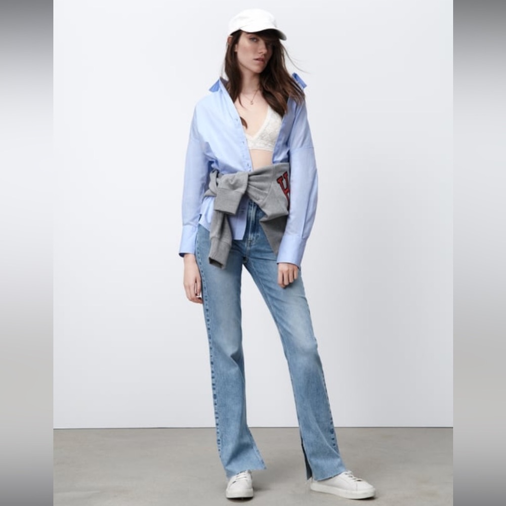 NWT ZARA SLIM FLARED SLITTED HIGH RISE Z1975 JEANS - Mid-blue